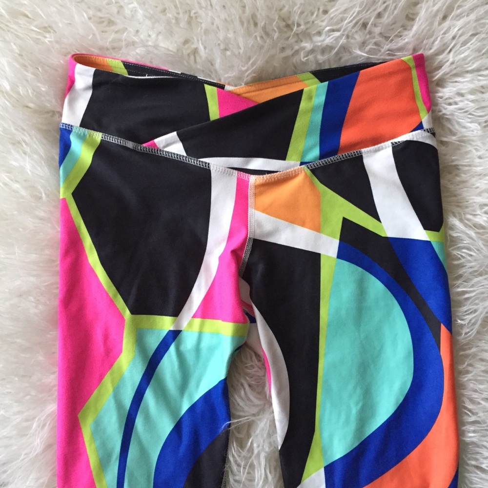 🍾 Fabletics Winn Printed PowerHold Capri popsicle - Picture 3 of 6
